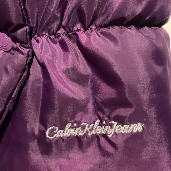 Calvin Klein Puffer Vest - Picture 2 of 12